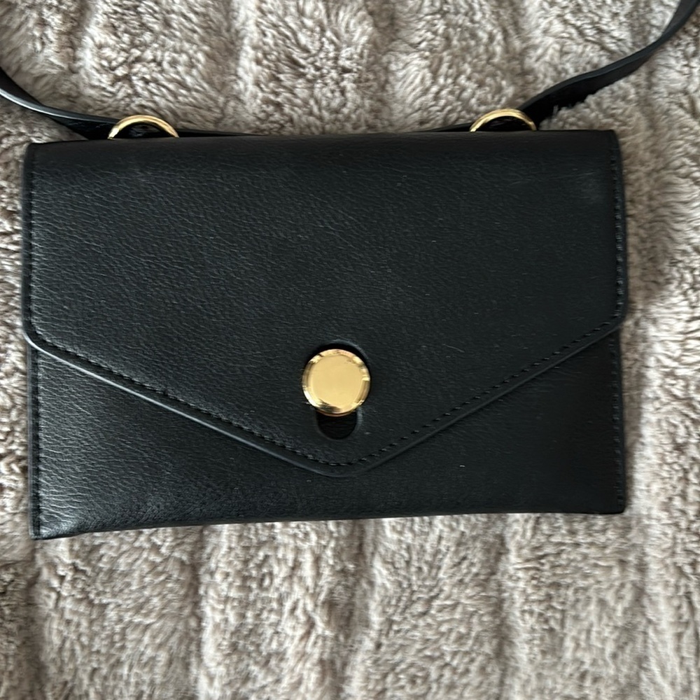 Zara belt bag in black and gold